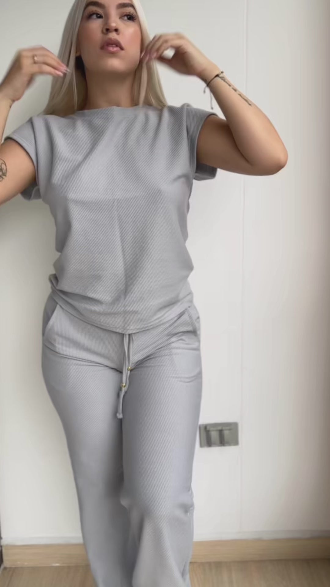 CAMISETA EMILIA